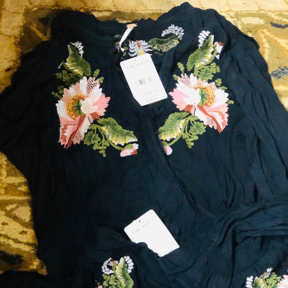 NWT 2 pc Free People Black embroidered Set Med